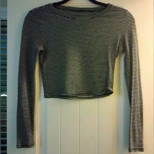 Long Sleeve Cropped Top
